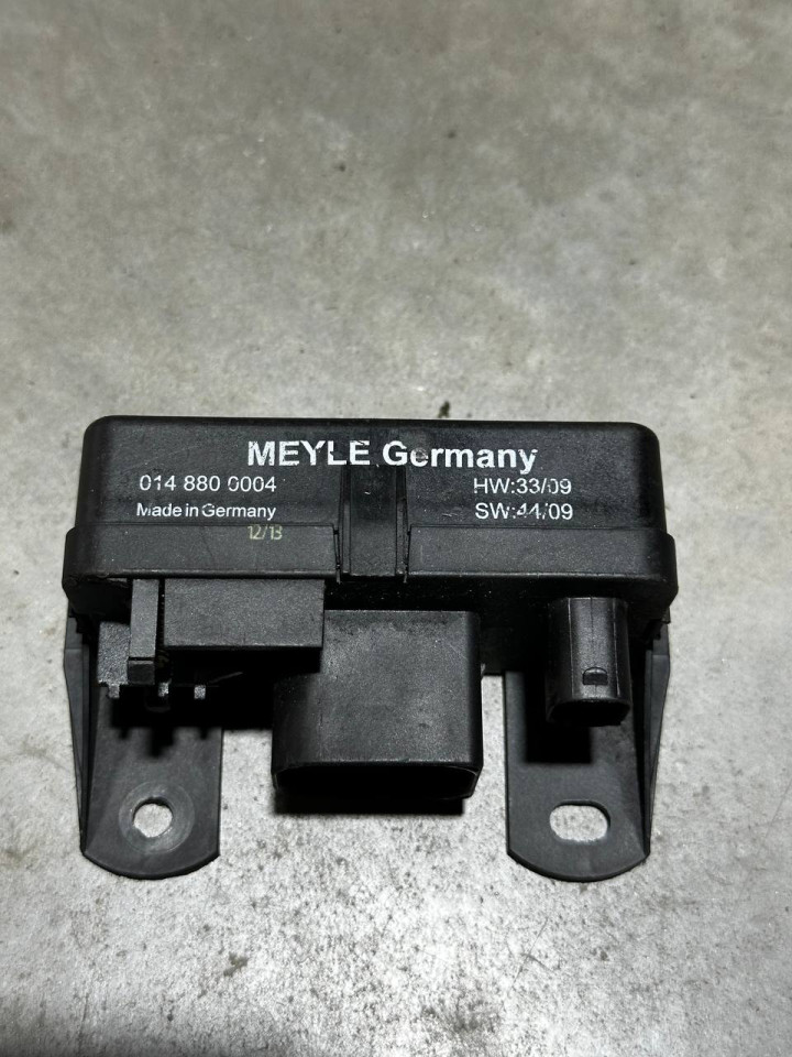Реле свічок накалу OM612-613 Sprinter W903-906, Vito W639, E-Class, S-Class 0148800004