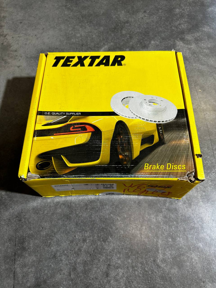 Диск Textar гальмівний передній Vito W639/447 93123403