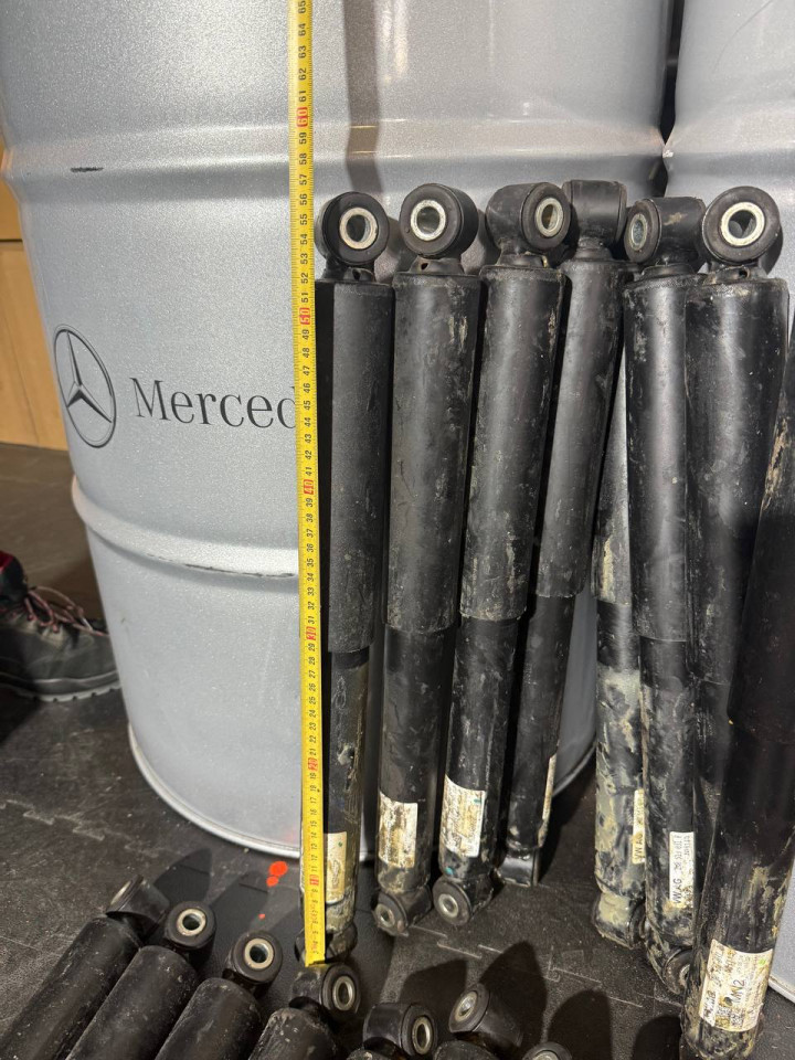 Амортизатор задній ОДНОКАТКОВИЙ Sprinter W906-910/Crafter