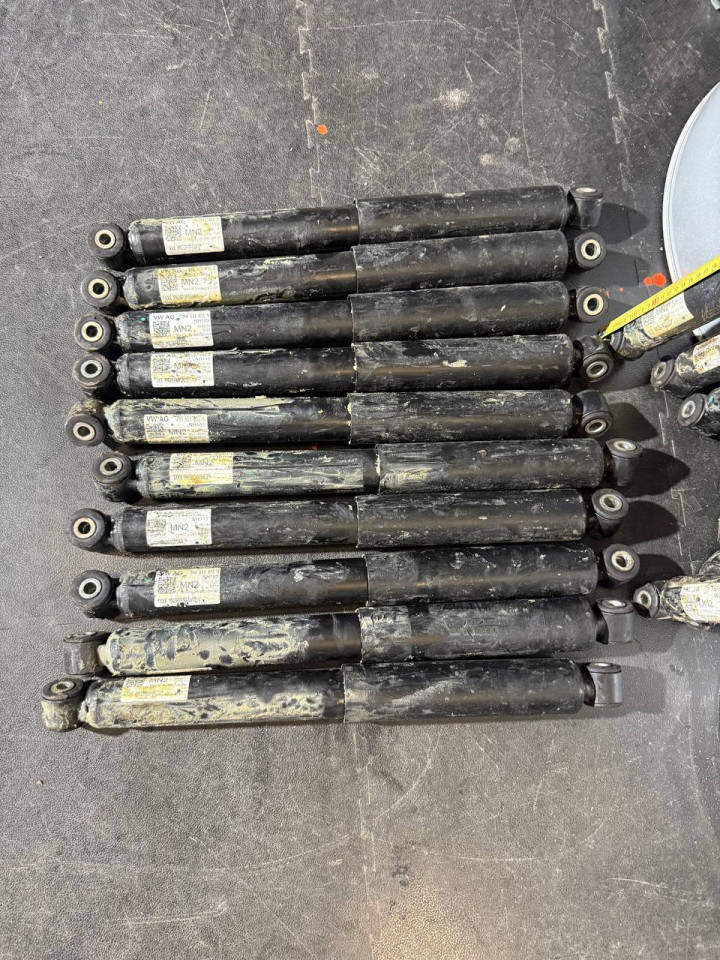 Амортизатор задній ОДНОКАТКОВИЙ Sprinter W906-910/Crafter