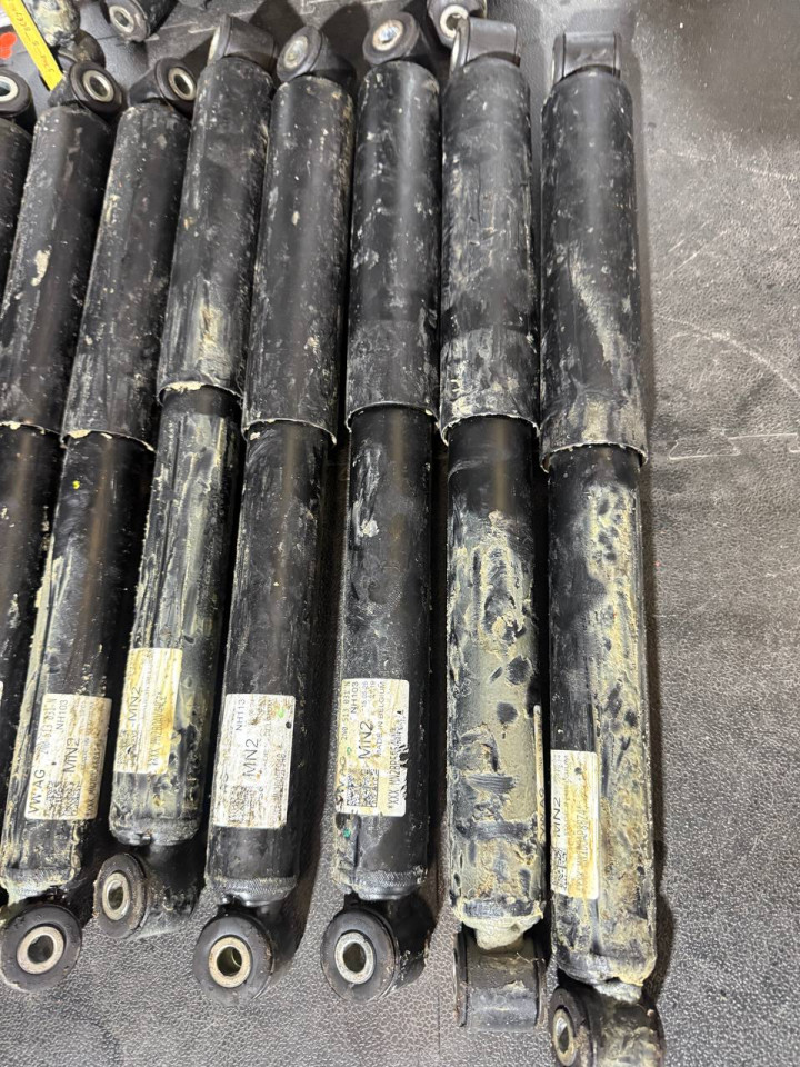 Амортизатор задній ОДНОКАТКОВИЙ Sprinter W906-910/Crafter