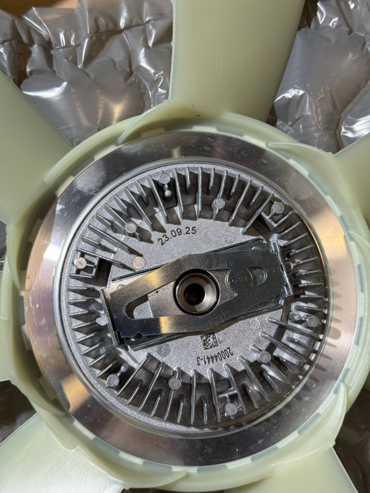 Муфта вентилятора Sprinter W906-W907 2.2CDI OM651-646 2009