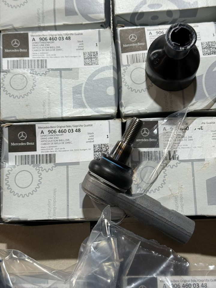 Наконечник тяги рульової Sprinter W906-907/VW Crafter Л=П