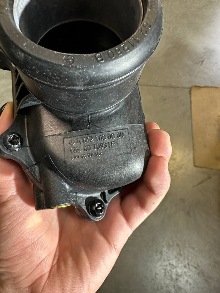 Глушник турбінних газів, резонатор турбіни OM642 Sprinter W906-W907/Vito (W639) 