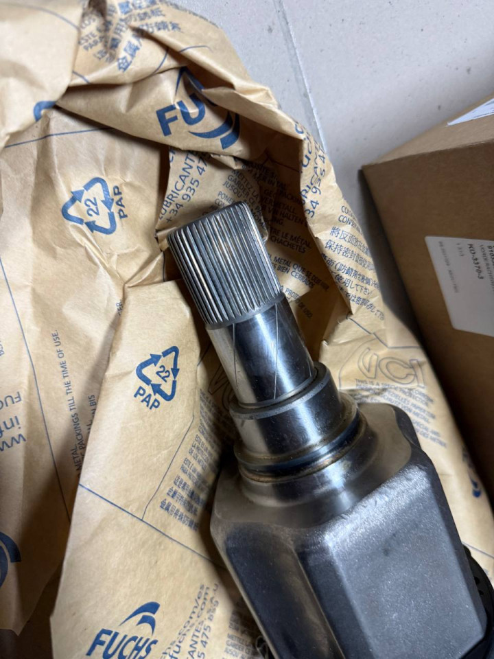 Полуось ліва Sprinter W910 передній привід A9103303500 