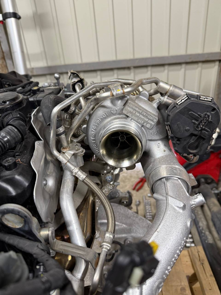 Двигун 654 Sprinter W907 317     76т км пробігу 24 рік 7 місяць