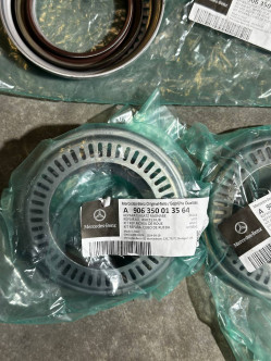 Ремкомплект маточини спарка Sprinter W906 W907 кольцо АБС (ABS) A906350013564 Mercedes